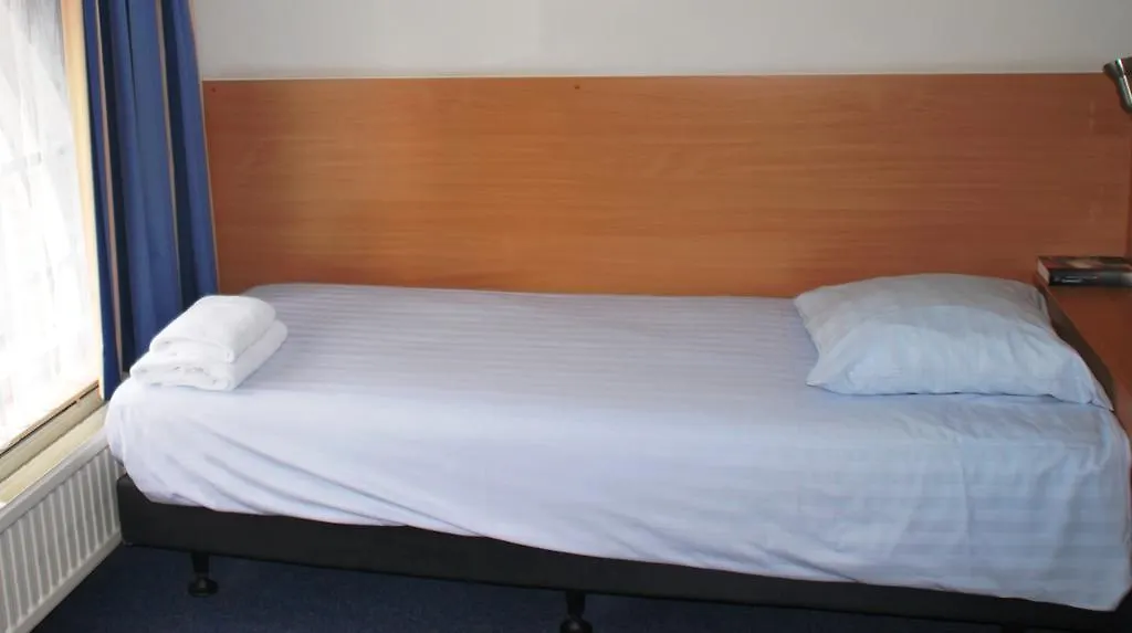 Maritime Hotel Rotterdam 3*,